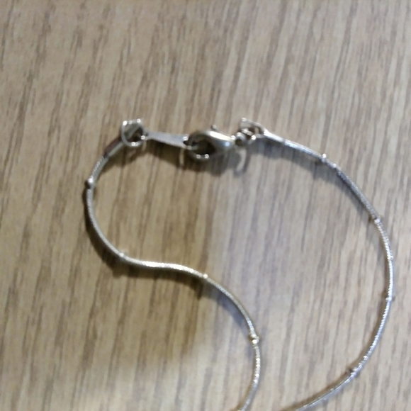 VINTAGE NECKLACE Cottagecore Floral Bird Silvertone Blue - Picture 4 of 5